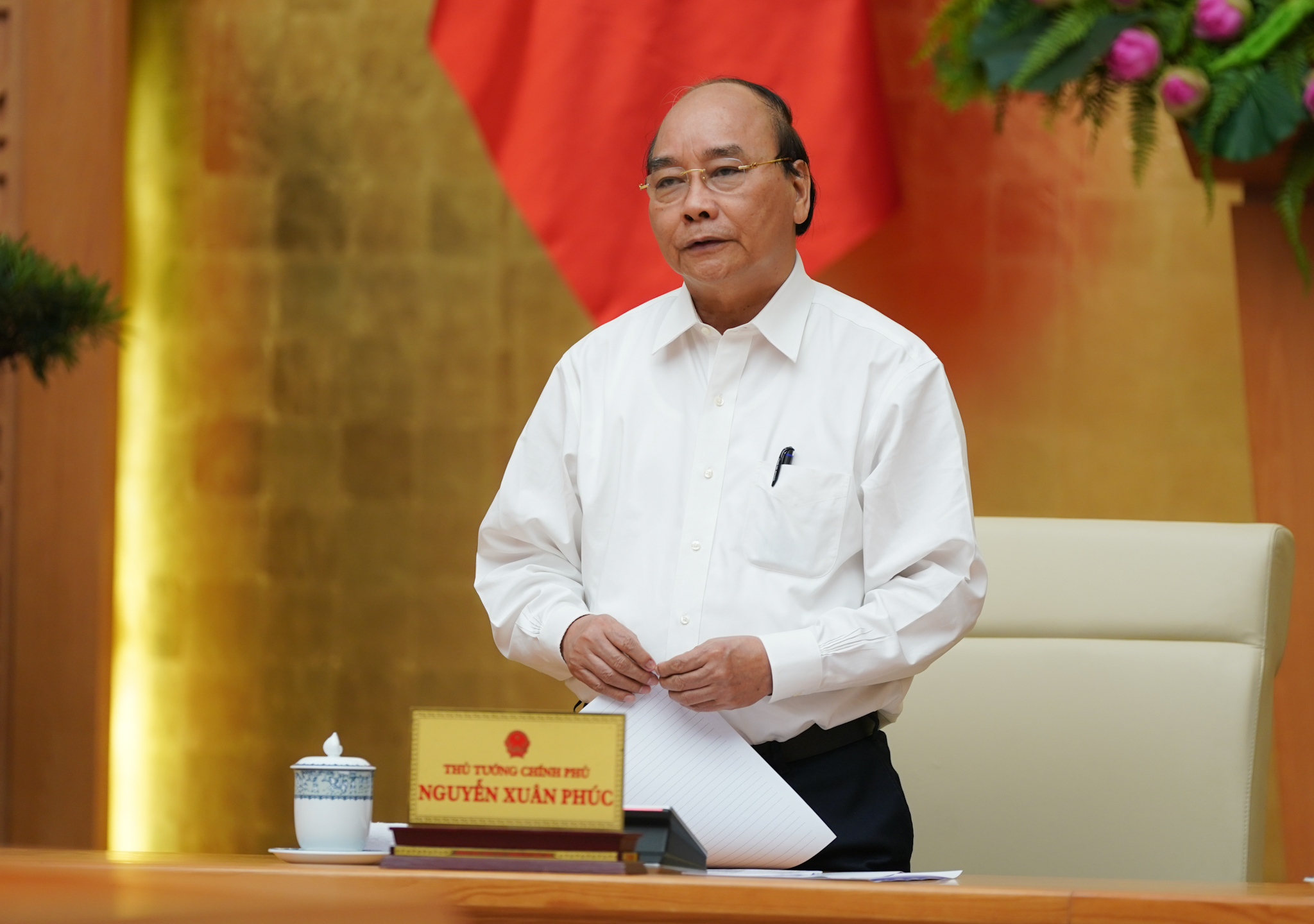 Thủ tướng chỉ đạo quyết liệt phòng chống dịch bệnh COVID-19