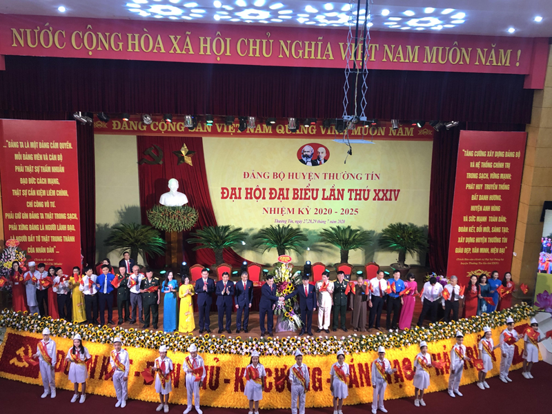 Đại hội đại biểu Đảng bộ huyện Thường Tín Phát huy tiềm năng, lợi thế của đất trăm nghề