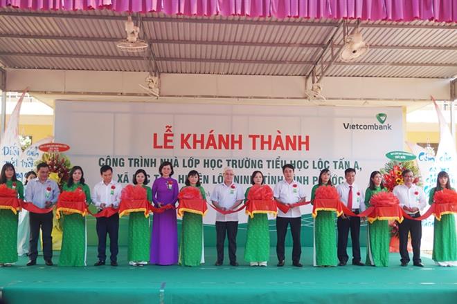 Khánh thành công trình phòng học trường tiểu học Lộc Tấn A do Vietcombank tài trợ