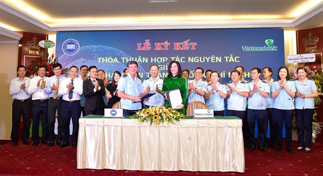 Vietcombank Sài Thành ký kết thỏa thuận hợp tác nguyên tắc với Cục Hải quan Thành phố Hồ Chí Minh