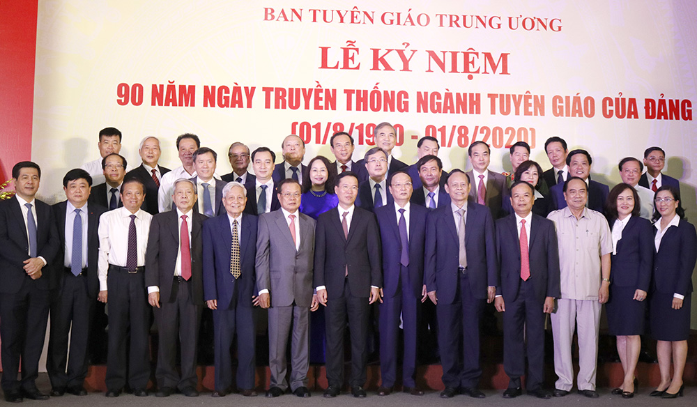 Toàn cảnh Lễ Kỷ niệm 90 năm Ngày truyền thống ngành Tuyên giáo của Đảng