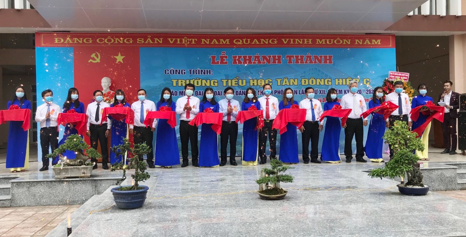 Bình Dương Khởi công và khánh thành các công trình chào mừng đại hội Đảng