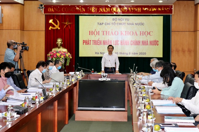 Phát triển nhân lực hành chính nhà nước