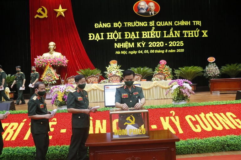Tập trung xây dựng Trường Sĩ quan Chính trị chính quy, tiên tiến, mẫu mực