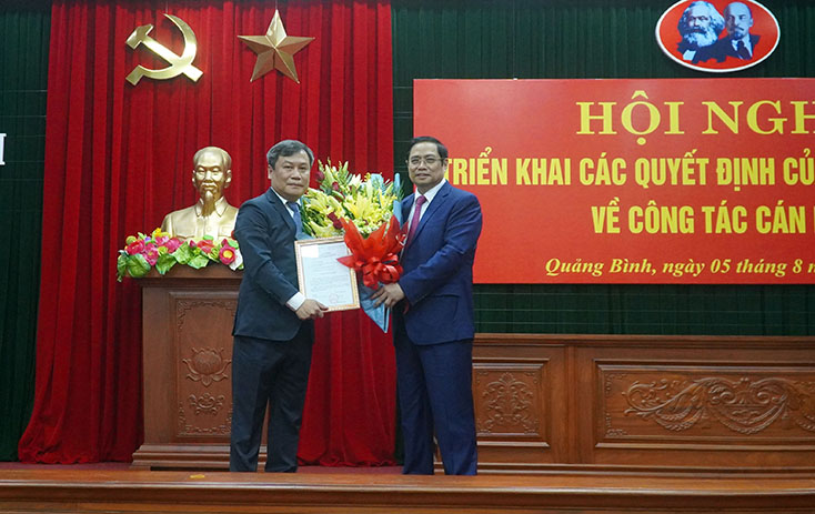 Bộ Chính trị điều động nhân sự Bí thư Tỉnh ủy Quảng Bình, Quảng Trị