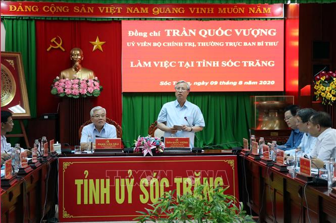 Đội ngũ cán bộ phải trong sạch, có trách nhiệm