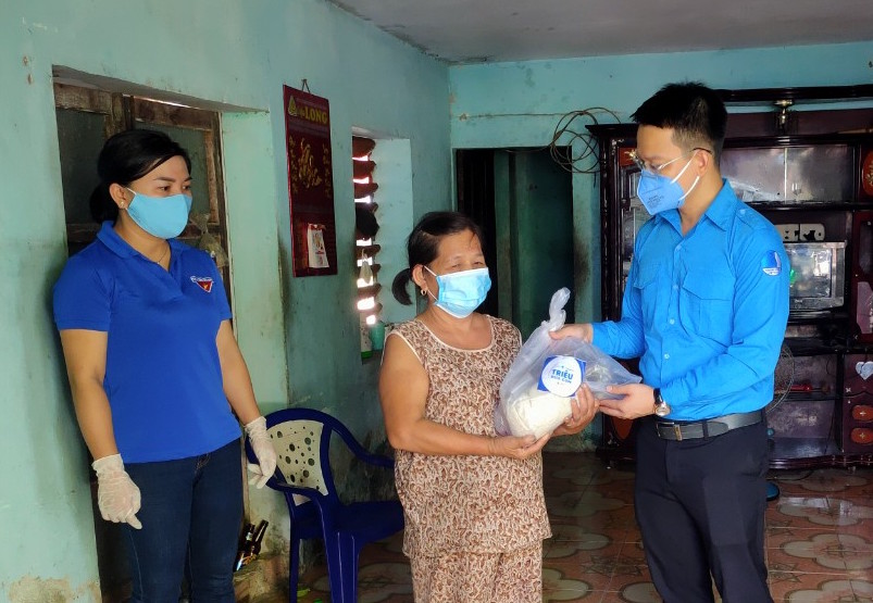 24 nghìn “bữa cơm” đầy tình người