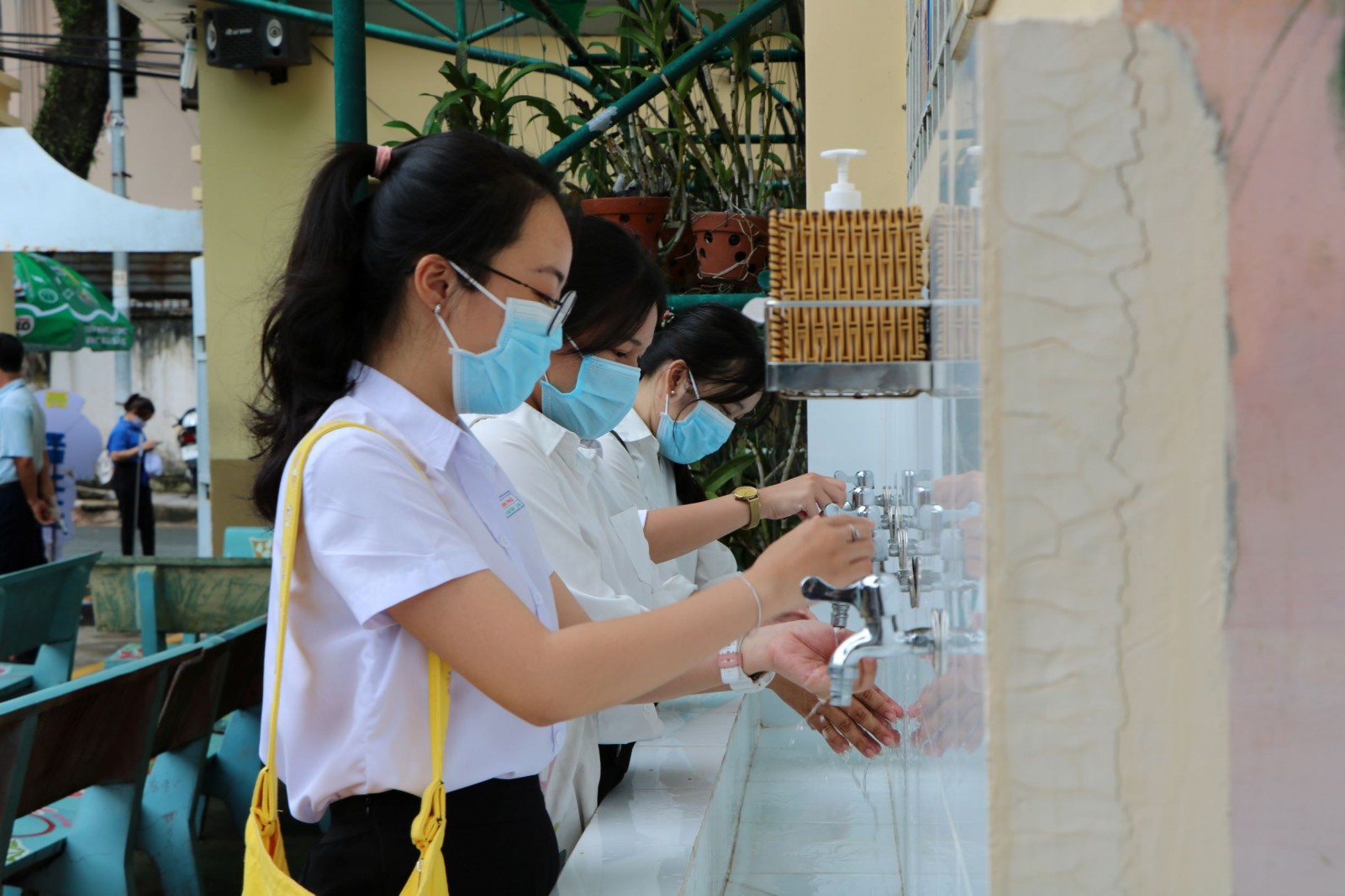 Bộ Giáo dục - Đào tạo kiểm tra công tác thi THPT tại Bình Dương