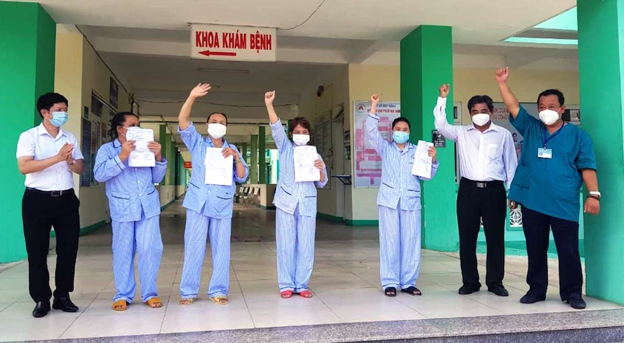 Đà Nẵng 4 bệnh nhân COVID-19 khỏi bệnh và xuất viện