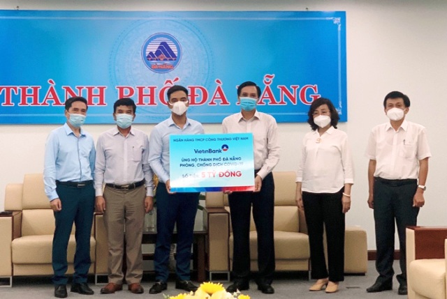 VietinBank tích cực ủng hộ cộng đồng phòng, chống dịch COVID-19