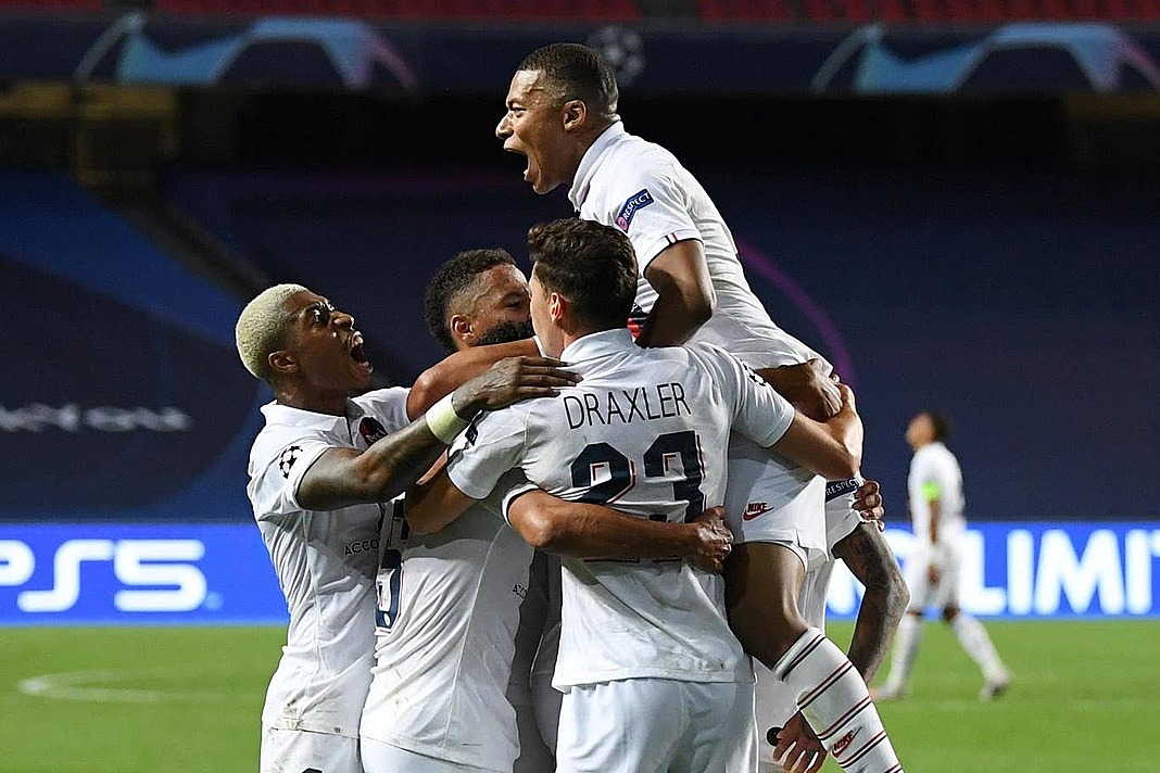 Atalanta gục ngã trước cửa thiên đường