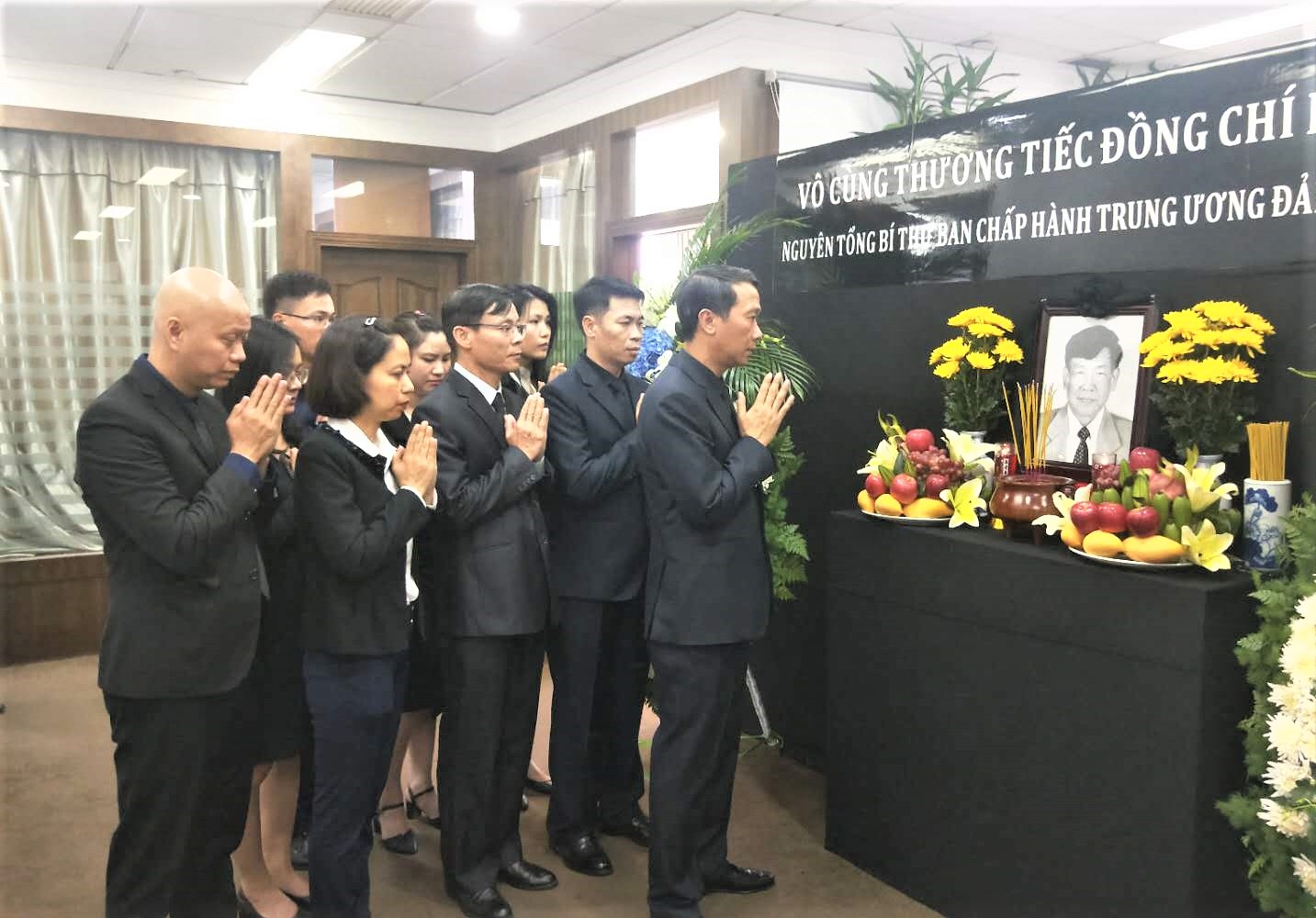 Lễ viếng nguyên Tổng Bí thư Lê Khả Phiêu tại Côn Minh, Trung Quốc