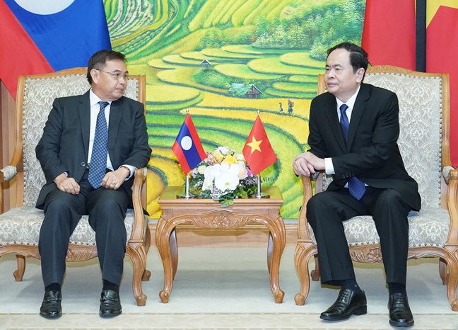 Tăng cường hợp tác, kết nối toàn diện Việt Nam - Lào