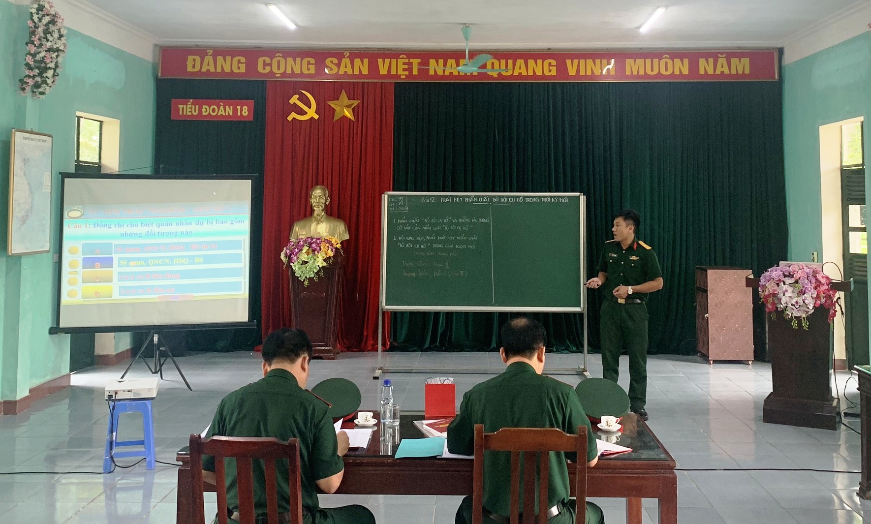 Sư đoàn 312 tổ chức Hội thi cán bộ giảng dạy chính trị và báo cáo viên giỏi