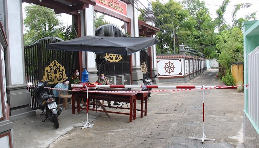 Quảng Nam Cách ly 23 học sinh thi tốt nghiệp THPT chung phòng với con của bệnh nhân 964