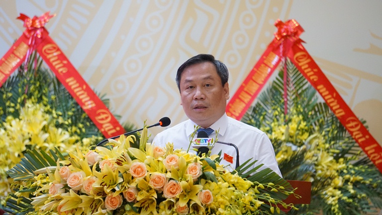 Tập trung trồng rừng kinh tế và phát triển chăn nuôi