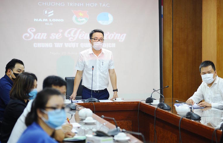 2,5 tỷ đồng hỗ trợ chương trình “San sẻ yêu thương, chung tay vượt qua đại dịch”