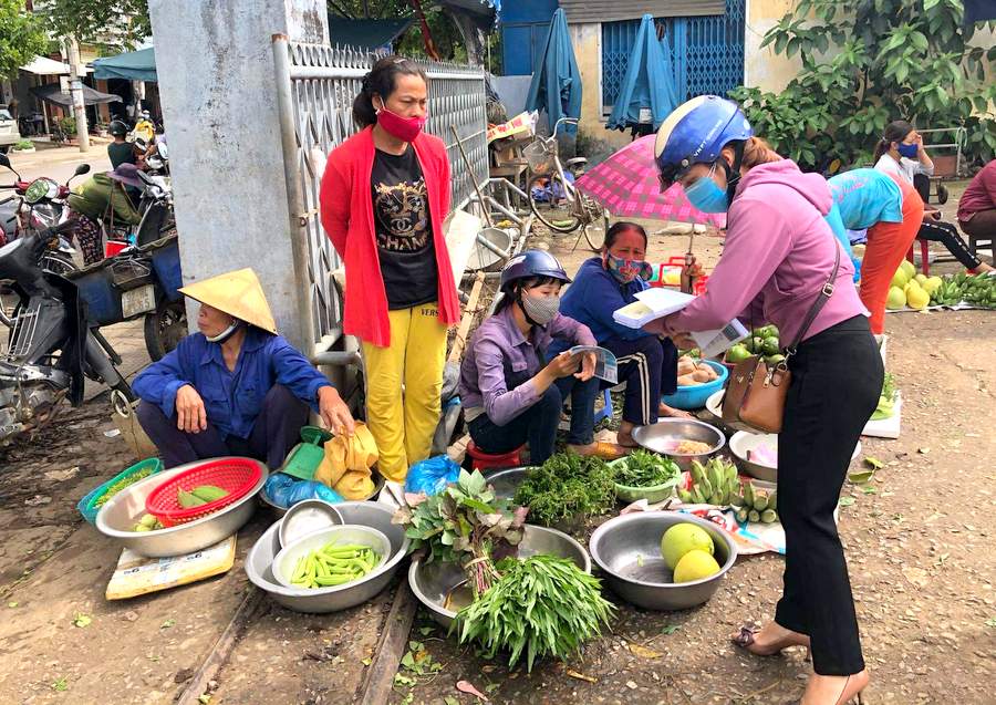 Các trường hợp F1 và F2 liên quan đến BN 991 đều âm tính với SARS-CoV-2