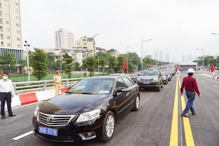 Hà Nội thông xe cầu vượt hơn 500 tỷ đồng