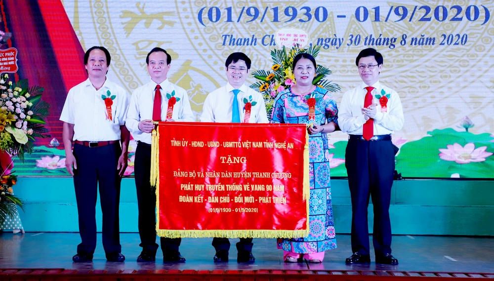 Trọng thể lễ kỷ niệm đánh dấu sự ra đời của chính quyền Xô Viết ở Nghệ - Tĩnh