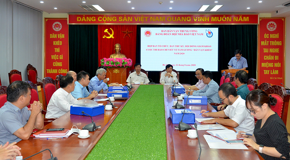 ​Hơn 2000 tác phẩm tham gia Cuộc thi viết về tấm gương “Dân vận khéo giai đoạn 2017 – 2020”