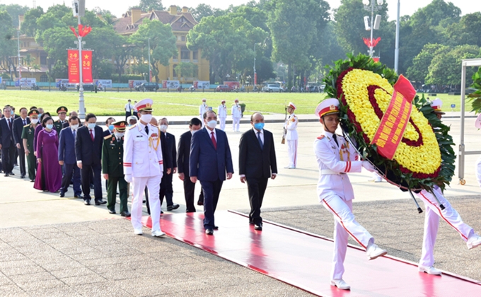 Lãnh đạo Đảng, Nhà nước vào Lăng viếng Chủ tịch Hồ Chí Minh