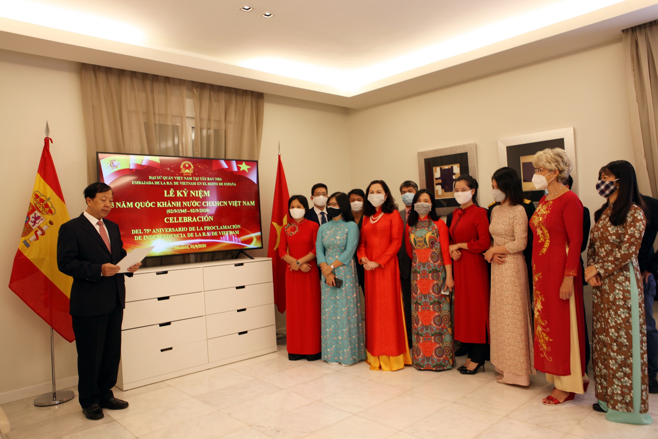 Kỷ niệm 75 năm Quốc khánh nước Cộng hòa Xã hội Chủ nghĩa Việt Nam tại Tây Ban Nha