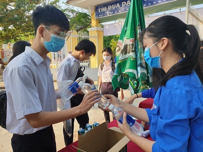 Vùng tâm dịch bước vào buổi thi đầu tiên kỳ thi tốt nghiệp THPT, đợt 2