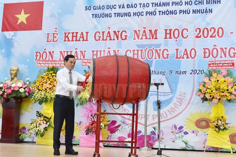 Lãnh đạo TP Hồ Chí Minh dự lễ khai giảng năm học mới