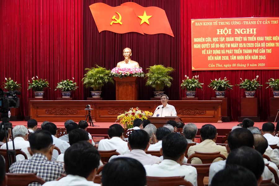 Xây dựng và phát triển thành phố Cần Thơ thành trung tâm vùng Tây Nam bộ