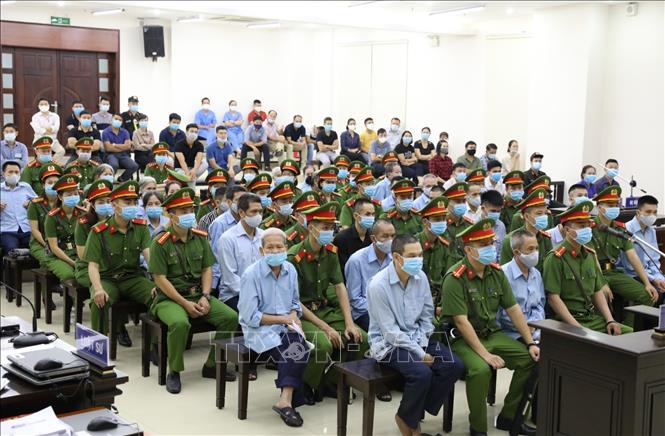 Xét xử vụ Đồng Tâm đề nghị tử hình 2 bị cáo