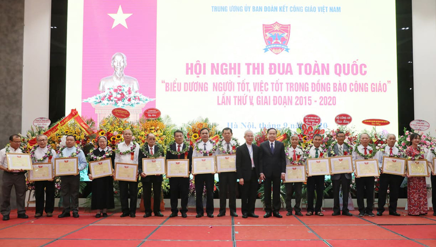 Lan tỏa phong trào thi đua yêu nước trong đồng bào Công giáo Việt Nam