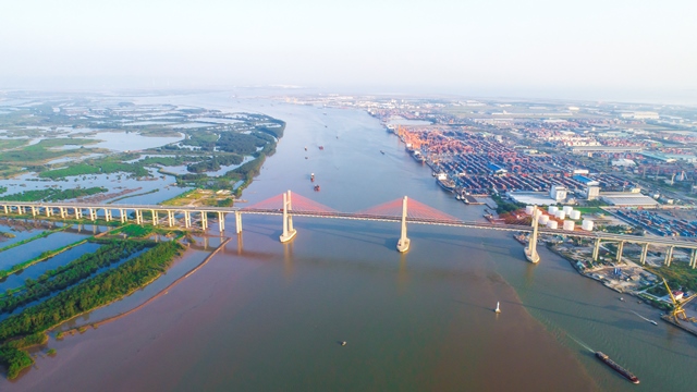 Quảng Ninh chú trọng phát triển mạnh du lịch văn hóa, di sản