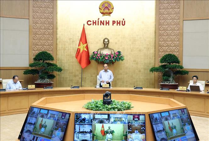 Xem xét mở lại một số đường bay thương mại quốc tế