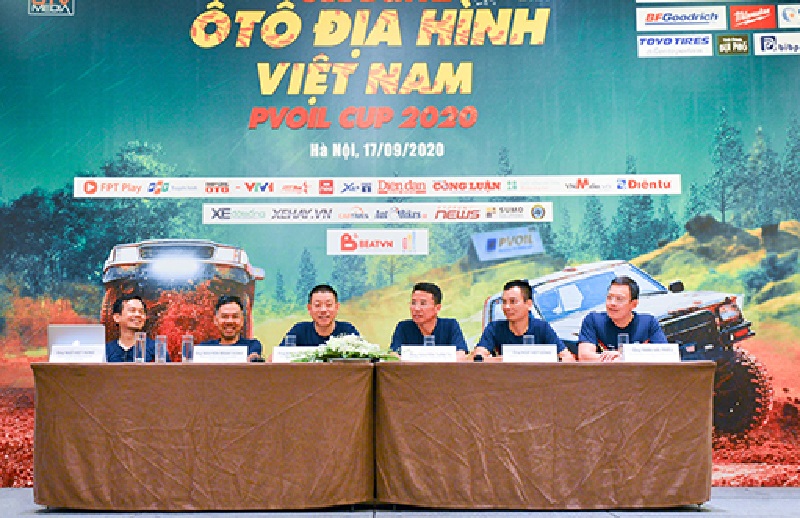 Khởi tranh giải đua ôtô địa hình lớn nhất Việt Nam năm 2020