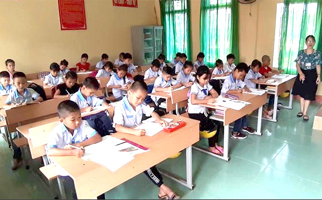 Yên Bái Phấn đấu đạt 100 HSSV tham gia BHYT năm học 2020-2021