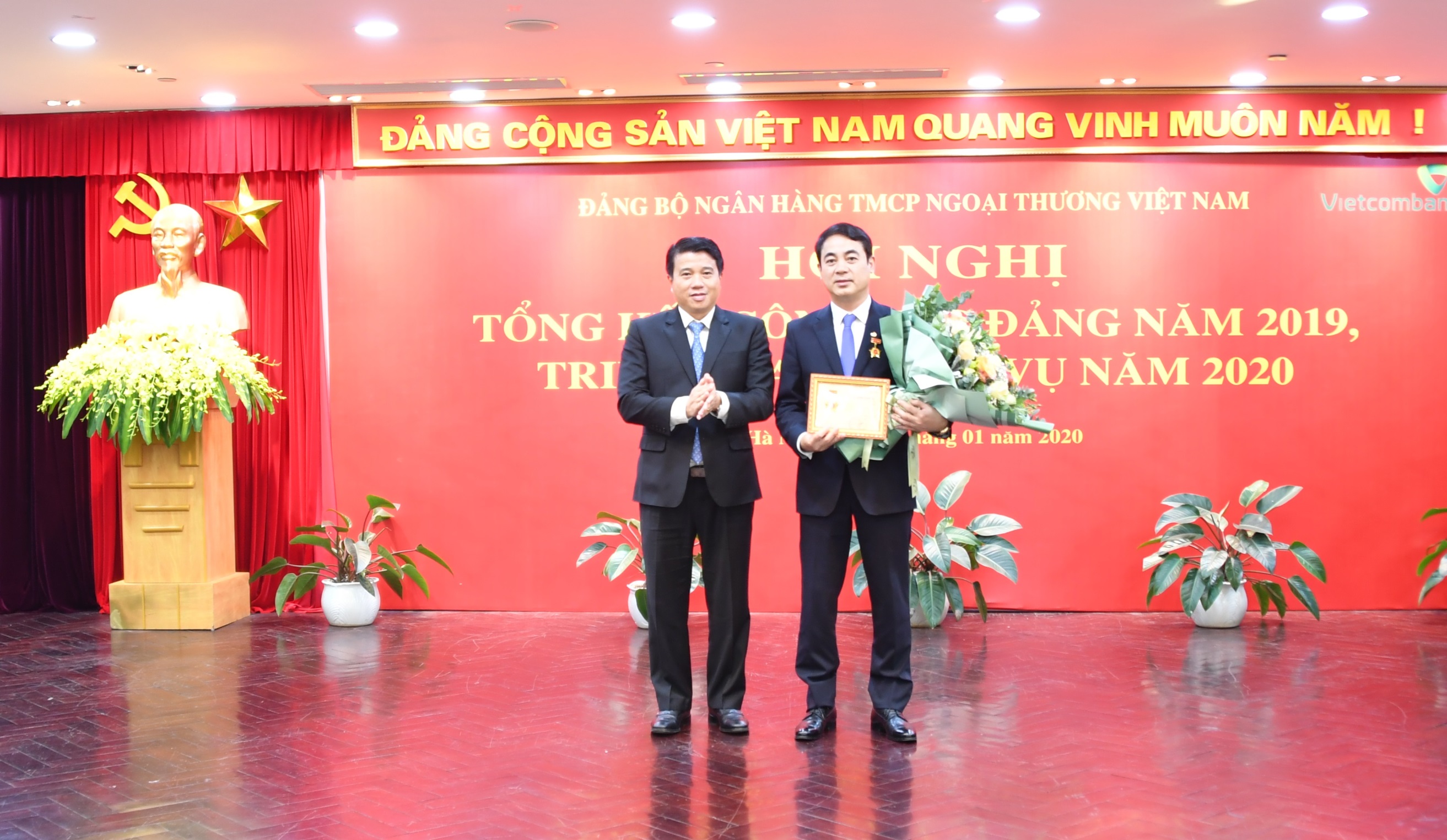 Vietcombank Nâng cao hiệu quả hoạt động xứng đáng là ngân hàng số 1 Việt Nam