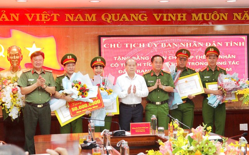 Thừa Thiên Huế khen thưởng Ban chuyên án 119D