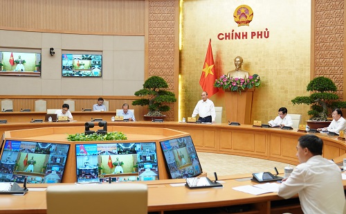 Thực hiện mạnh mẽ mục tiêu kép