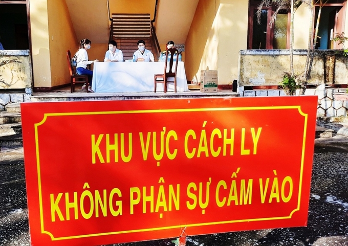 Thu phí cách ly y tế tập trung với người nhập cảnh từ 1 9

​