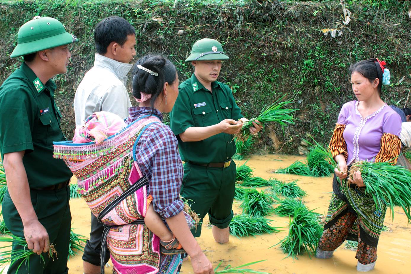 Lan tỏa phong trào thi đua “Dân vận khéo”, xây dựng “Đơn vị dân vận tốt”