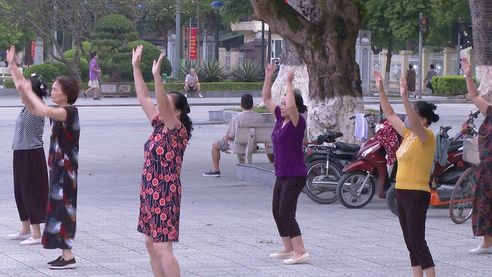 Phòng chống dịch bệnh COVID-19 cho người cao tuổi