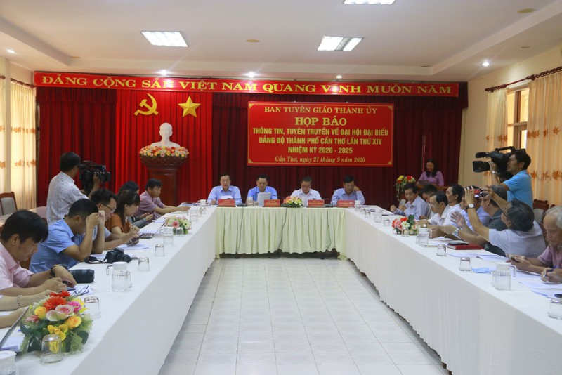 418 đại biểu tham dự Đại hội đại biểu Đảng bộ TP Cần Thơ lần thứ XIV