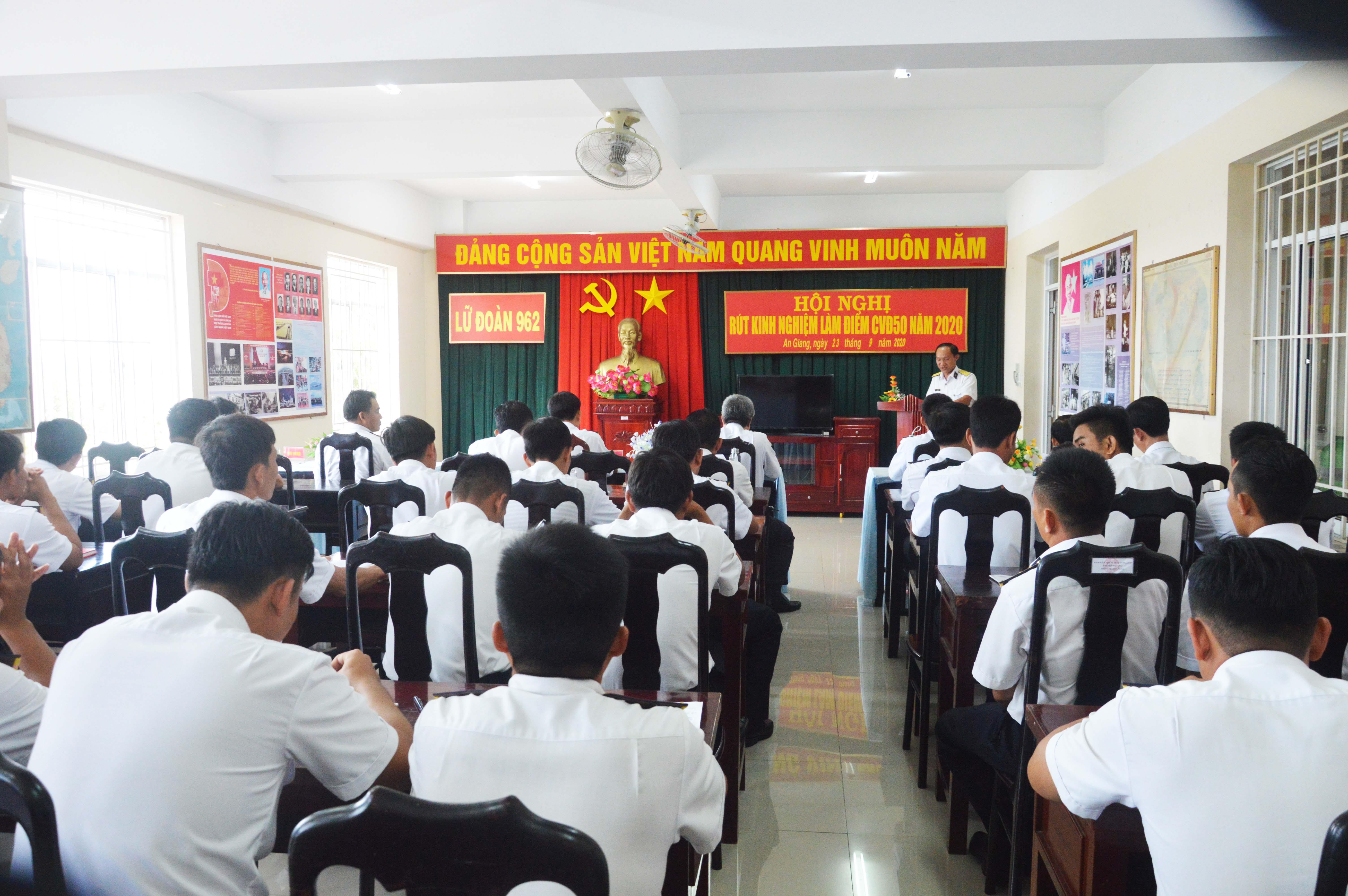 Đưa Cuộc vận động 50 đi vào chiều sâu, đạt hiệu quả thiết thực
