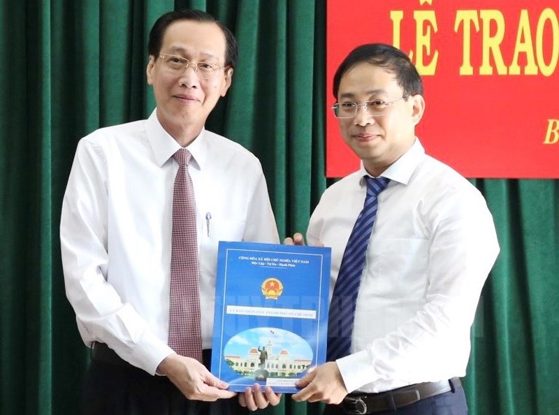 TP Hồ Chí Minh UBND quận 4 và huyện Bình Chánh có Chủ tịch mới