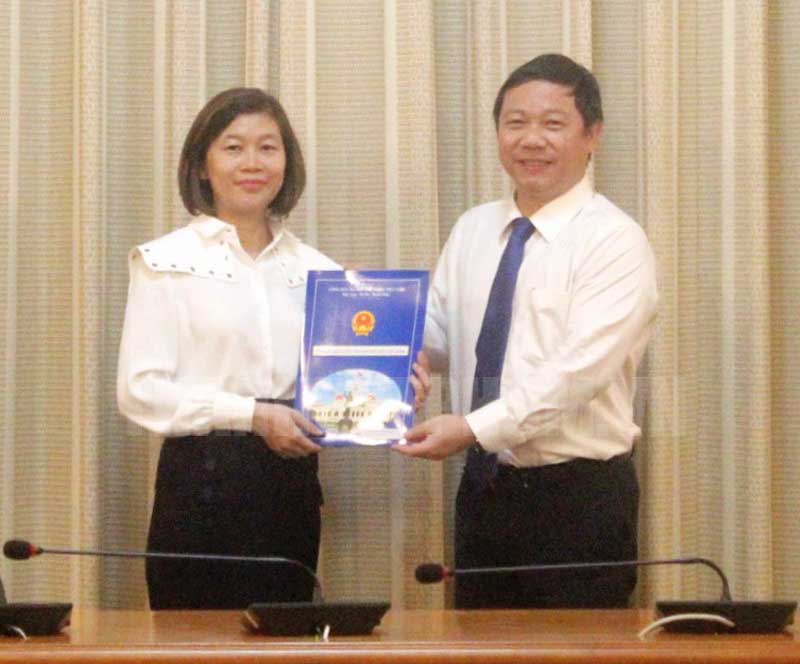 Đồng chí Nguyễn Thị Kim Huệ giữ chức Phó Giám đốc Sở KH CN TP HCM