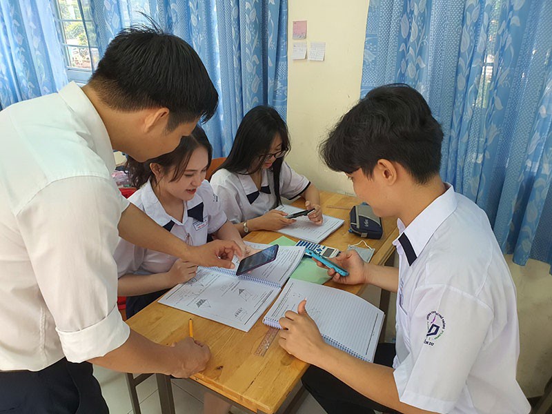 Học sinh được sử dụng điện thoại dưới sự cho phép, kiểm soát của giáo viên

​