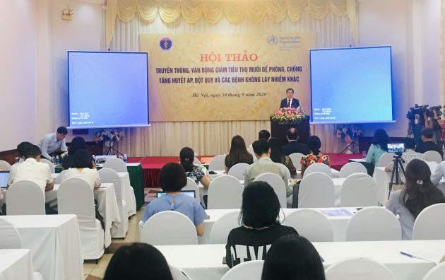 Đa số người dân Việt Nam đang ăn thừa muối