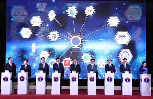 Khám chữa bệnh từ xa - bước tiến mạnh mẽ của ngành y