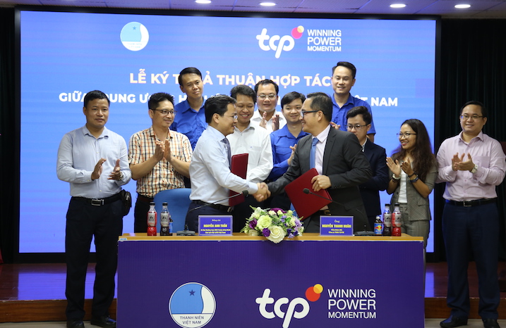 Cổ vũ thanh niên Việt Nam vươn lên trong cuộc sống